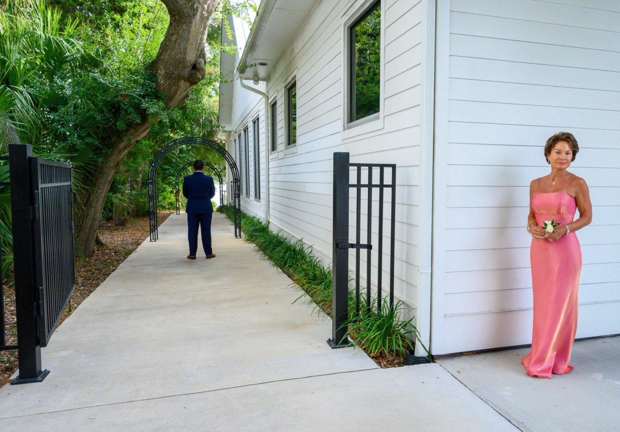 carousel-hero-element image-15