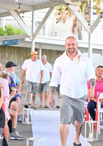 mobile - carousel-hero-element image-8